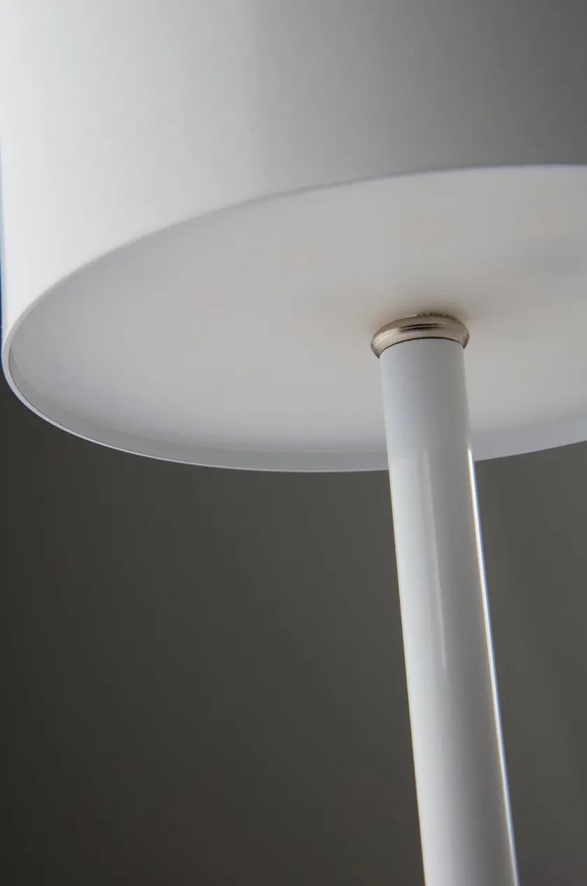 ARA Tischlampe LED tragbar