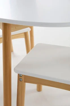 HULTA EGG Kindertisch mit 2 Stühlen