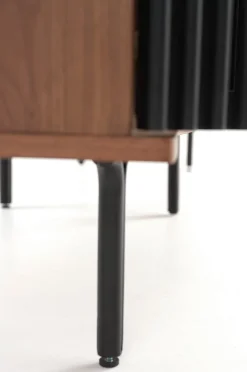 LÖVSTRAND TV-Bank
