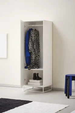 LYCKEBY Kleiderschrank