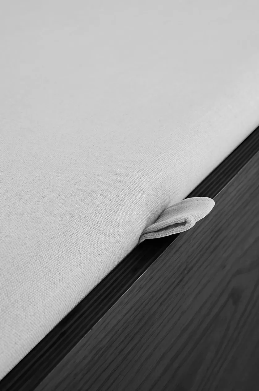 MOUJI Bank mit Stauraum 140 cm