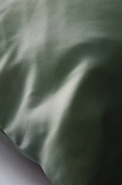 NOELA Kissenhülle aus Satin