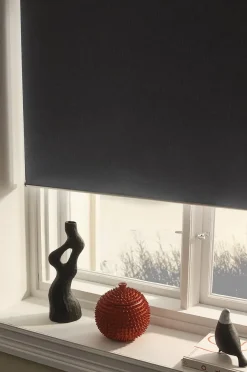 NOX verdunkelndes Rollo Höhe 165 cm