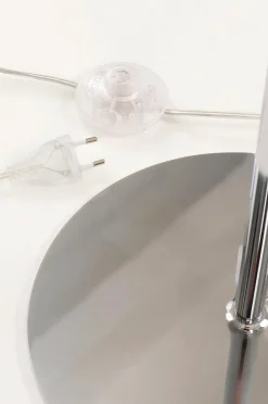PION Stehlampe