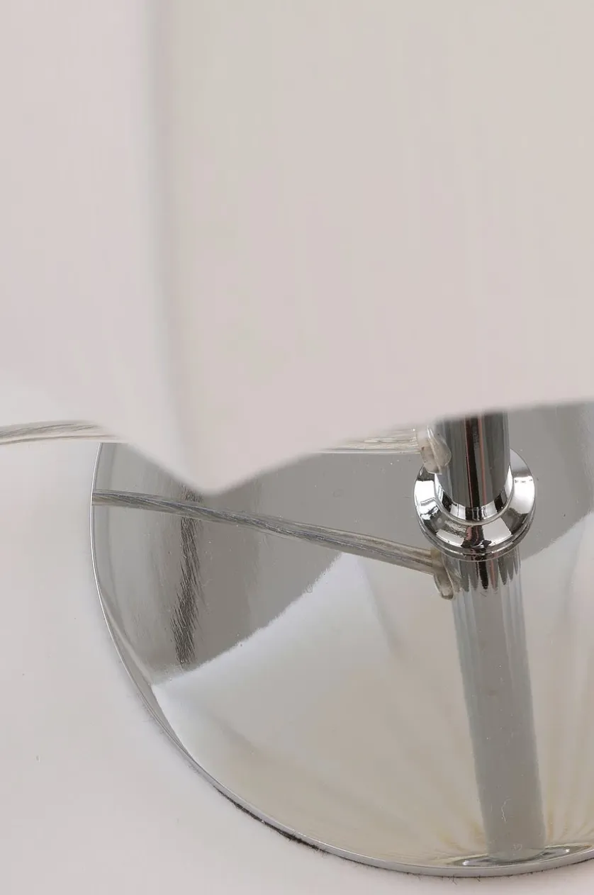 PION Tischlampe