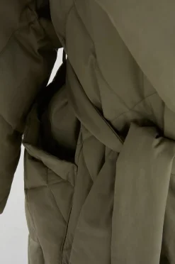 ROBYN Daunen-Bademantel