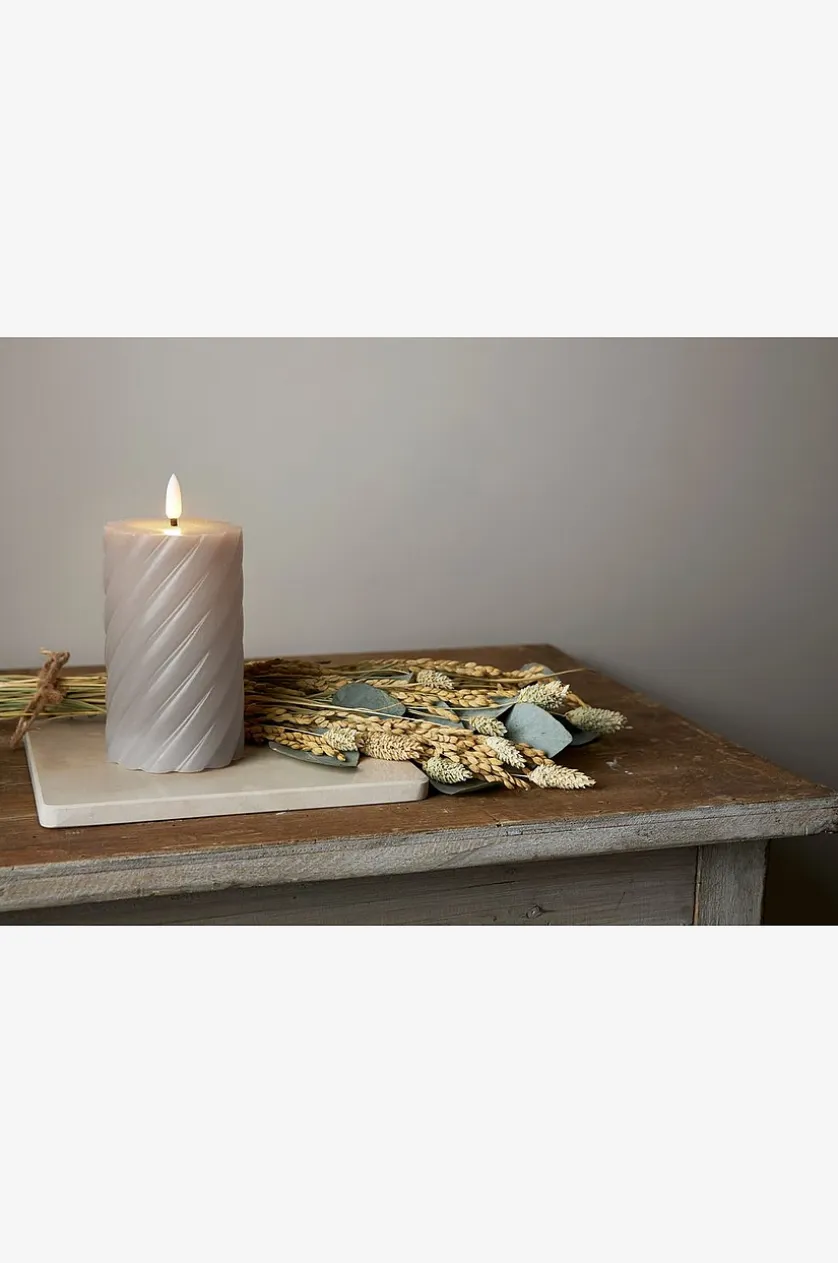 Stumpenkerze Flamme Swirl LED 15 cm